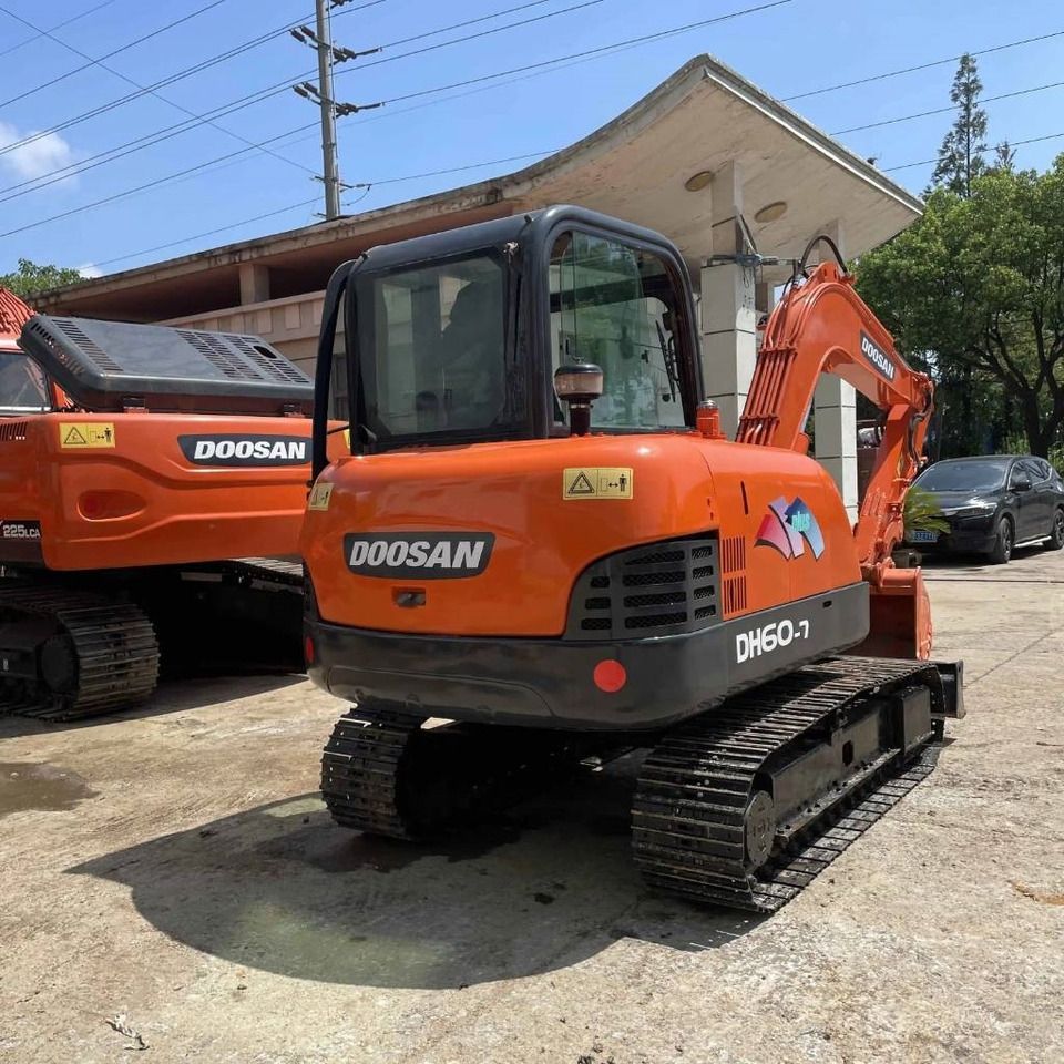 2023 Doosan DH60-7 mini excavator rear view 2023 Doosan DH60-7 mini excavator rear view