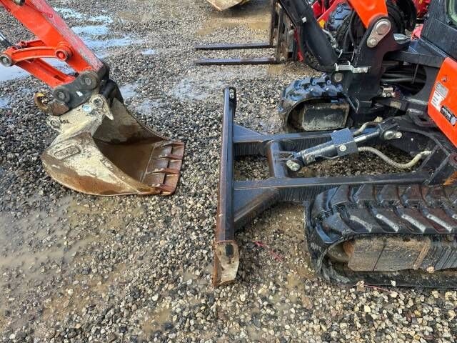 2019 Kubota KX037-4 HI mini excavator bucket and blade view