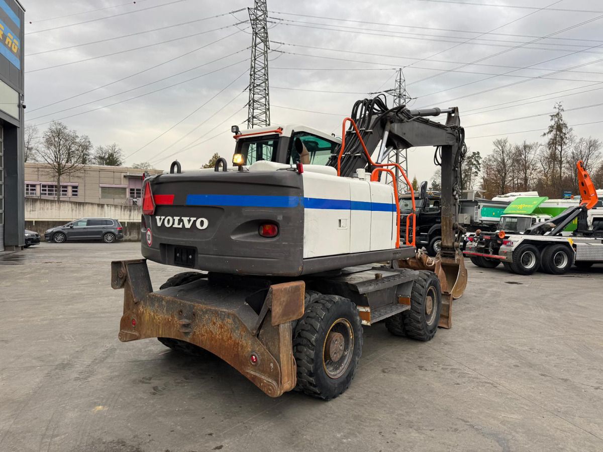 2008 Volvo EW160C wheel excavator, rear three-quarter view