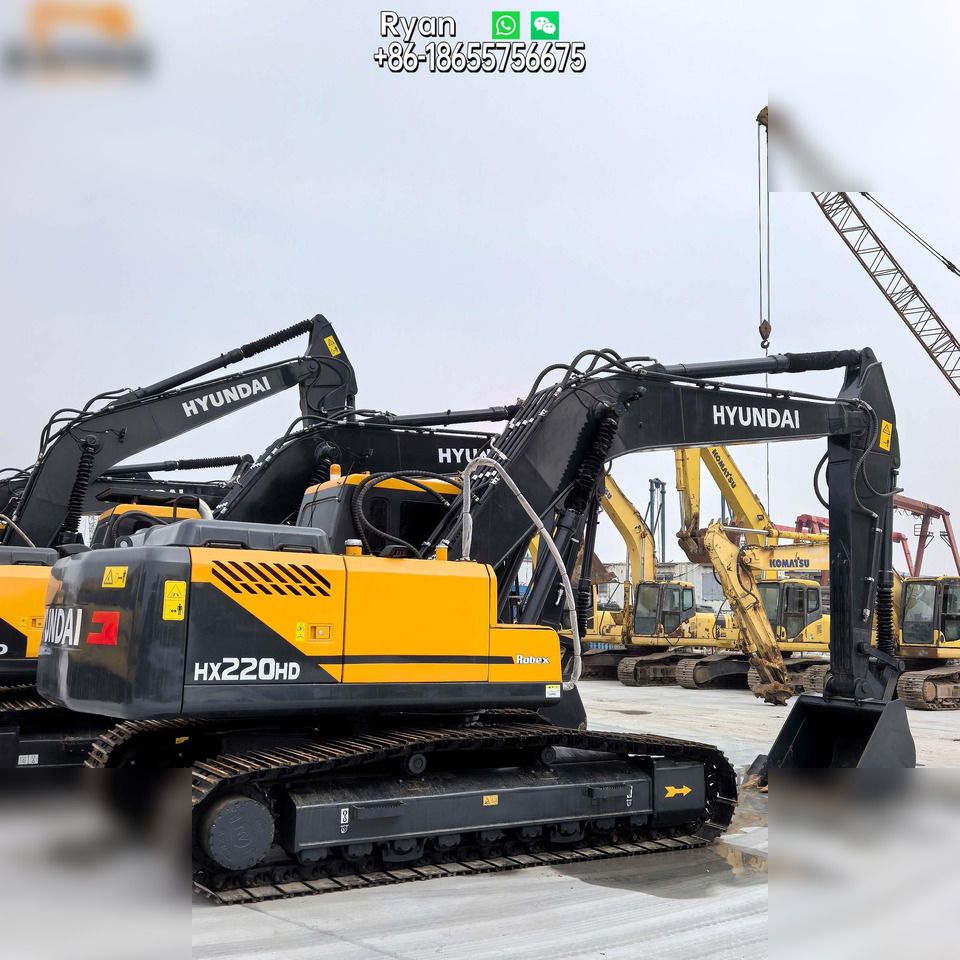2025 Hyundai HX220HD crawler excavator, side view 2025 Hyundai HX220HD crawler excavator, side view