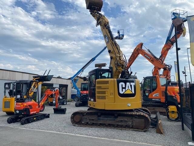 2021 Kubota U50-5 mini excavator, front three-quarter view