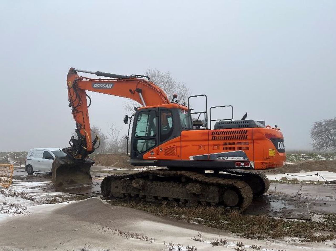 2019 Doosan DX255LC-5 crawler excavator side view