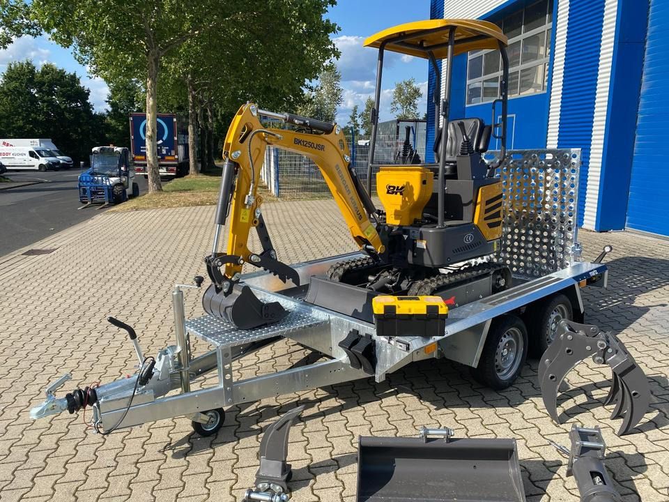 Berger Kraus BK1250JSR mini excavator on trailer Berger Kraus BK1250JSR mini excavator on trailer