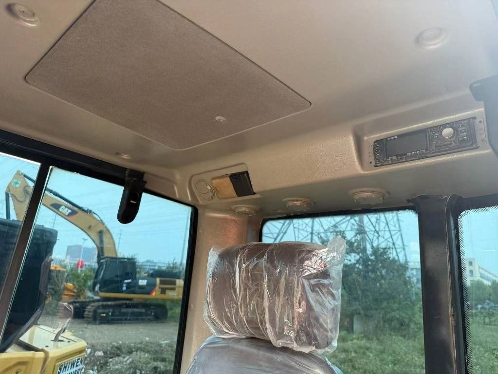 2024 Volvo EC60 Crawler Excavator interior view 2024 Volvo EC60 Crawler Excavator interior view