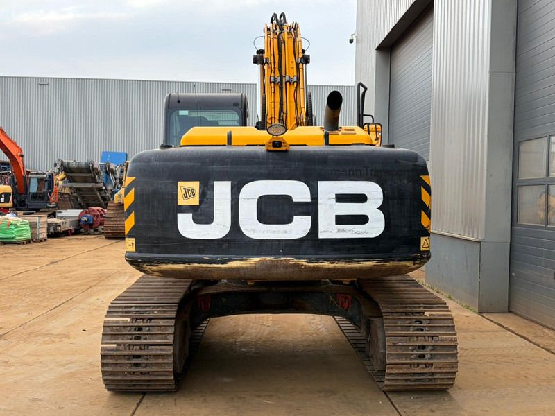 2015 JCB JS220 crawler excavator, rear view 2015 JCB JS220 crawler excavator, rear view