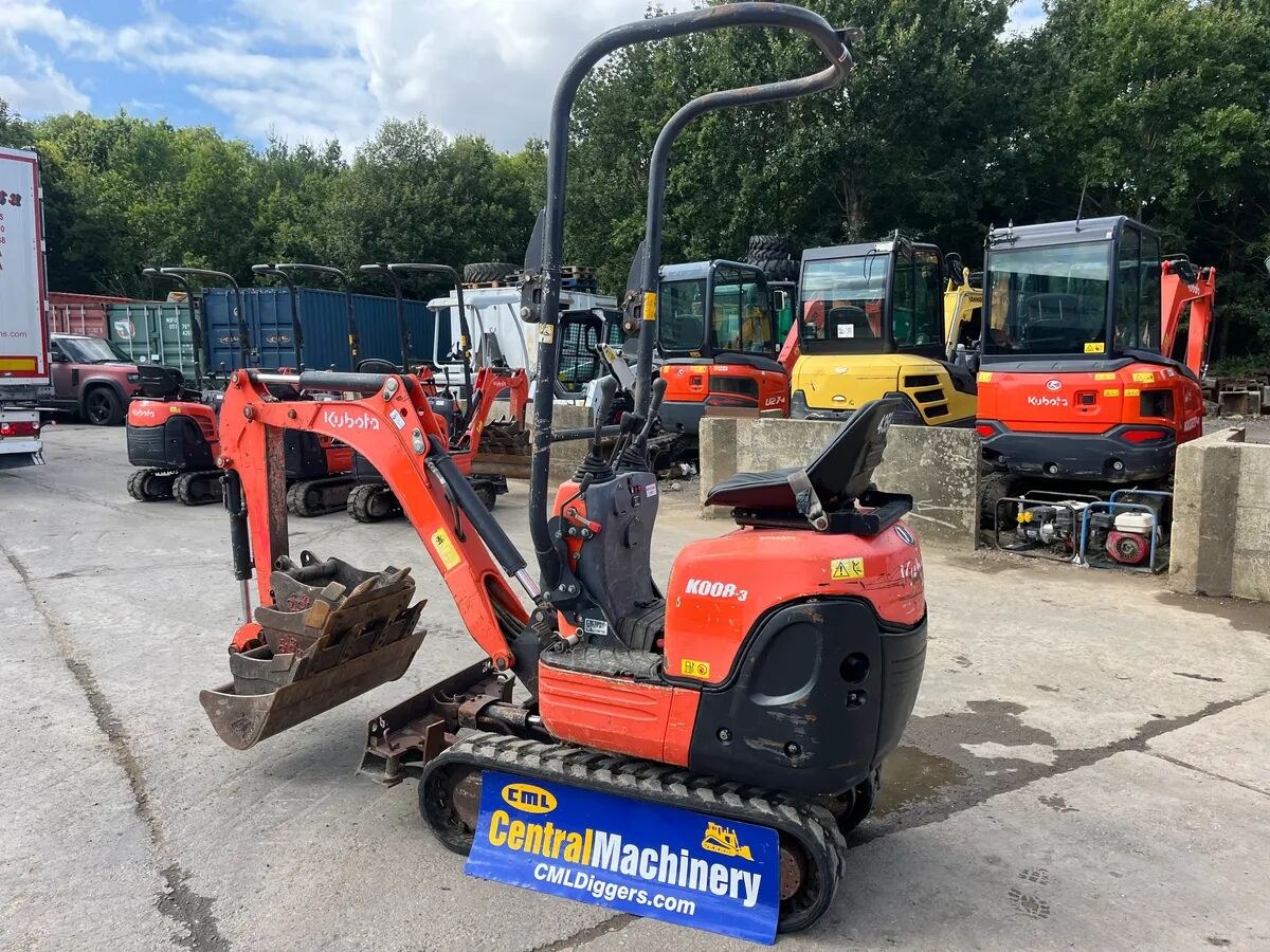 2015 Kubota 008-3 mini excavator, rear three-quarter view 2015 Kubota 008-3 mini excavator, rear three-quarter view