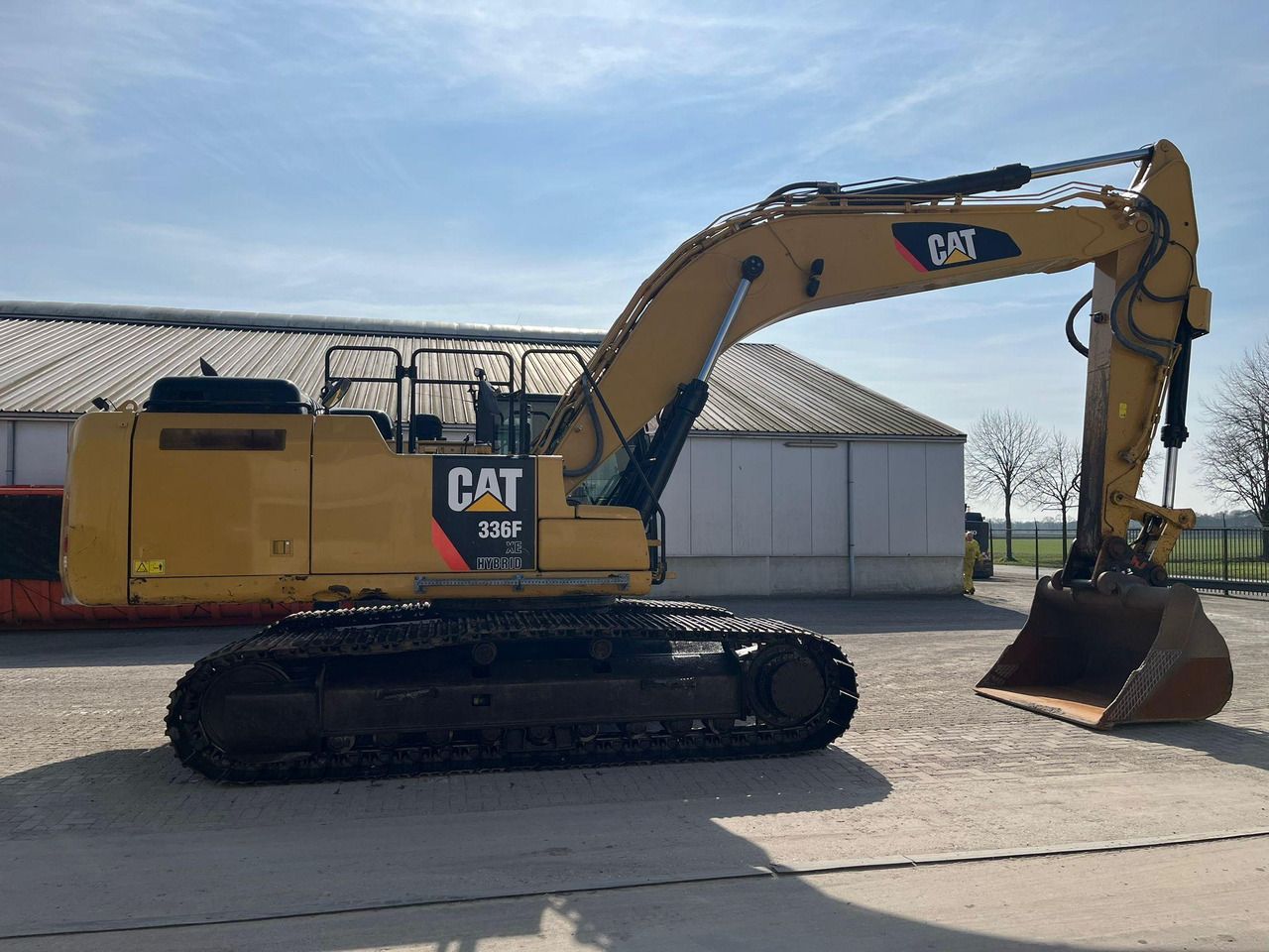 2015 Caterpillar 336F XE Hybrid crawler excavator, side view