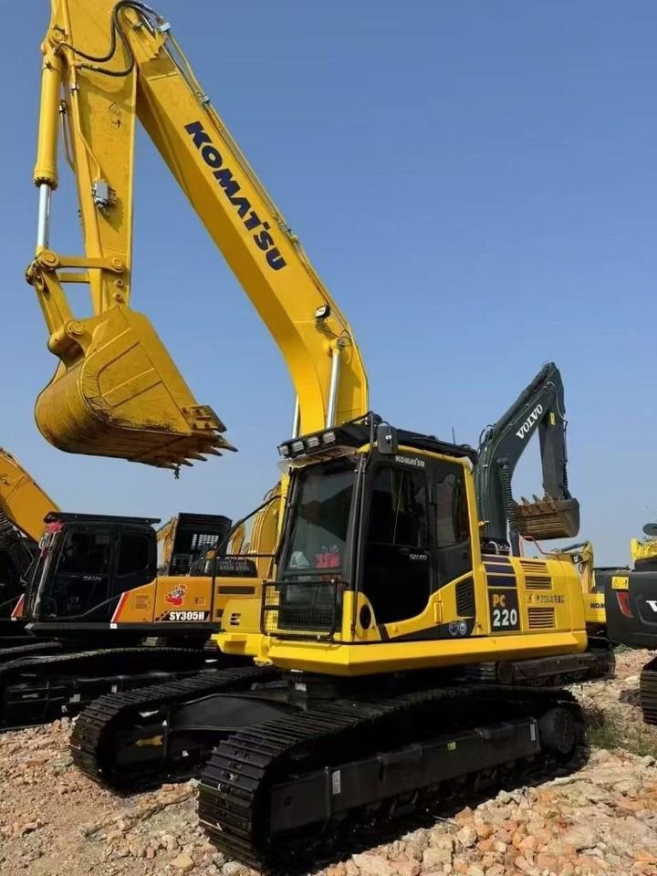 2024 Komatsu PC220-8 Raupenbagger, Front-Dreiviertelansicht 2024 Komatsu PC220-8 Raupenbagger, Front-Dreiviertelansicht