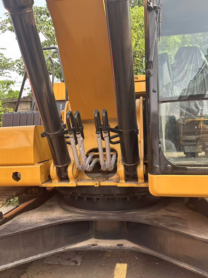 2022 Caterpillar 330GC crawler excavator boom and cab detail