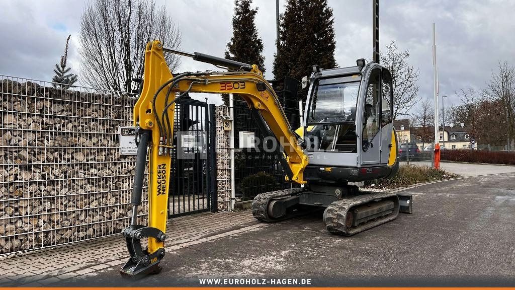 2018 Wacker Neuson 3503 VDS mini excavator, side view 2018 Wacker Neuson 3503 VDS mini excavator, side view