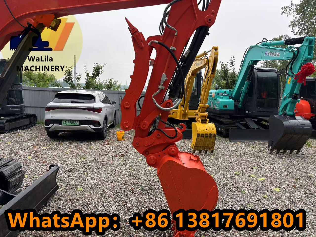 2023 Kubota KX163-5 mini excavator boom and hydraulic thumb detail