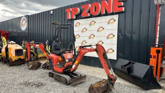 2018 Kubota K008-3 mini excavator, front three-quarter view