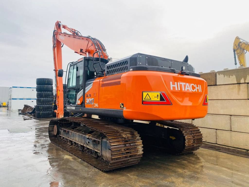 2024 Hitachi ZX300LC-7 excavator rear three-quarter view 2024 Hitachi ZX300LC-7 excavator rear three-quarter view