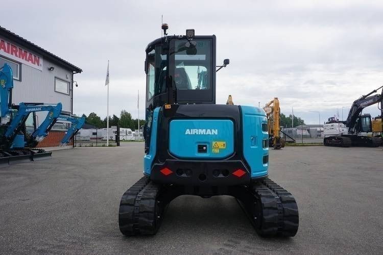 2025 Airman AX55U-7 mini excavator rear view 2025 Airman AX55U-7 mini excavator rear view