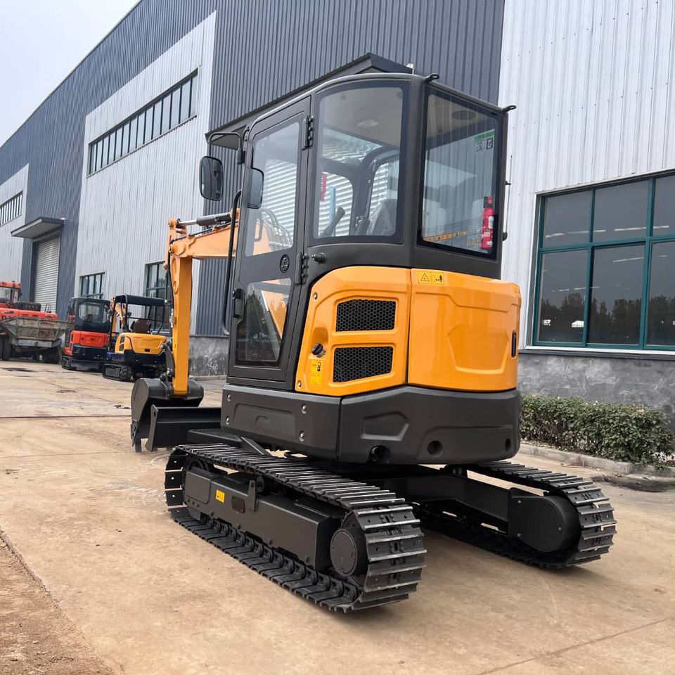 2025 Kubota MB 40 PLUS-VKSH mini excavator, rear three-quarter view 2025 Kubota MB 40 PLUS-VKSH mini excavator, rear three-quarter view