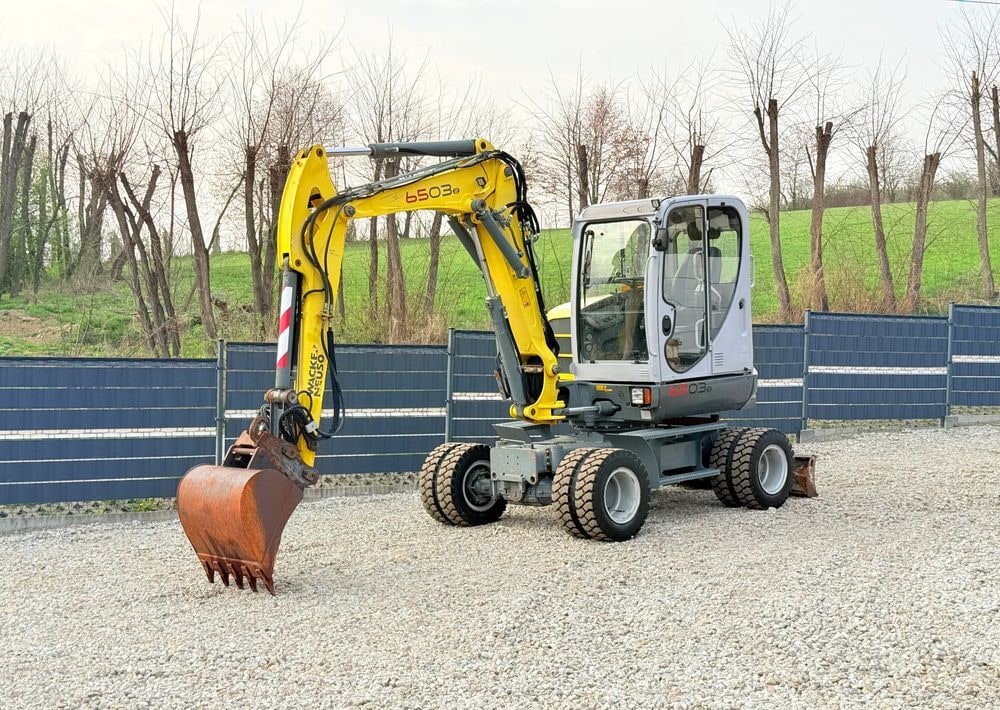 2011 Wacker Neuson 6503 wheel excavator, side profile view 2011 Wacker Neuson 6503 wheel excavator, side profile view