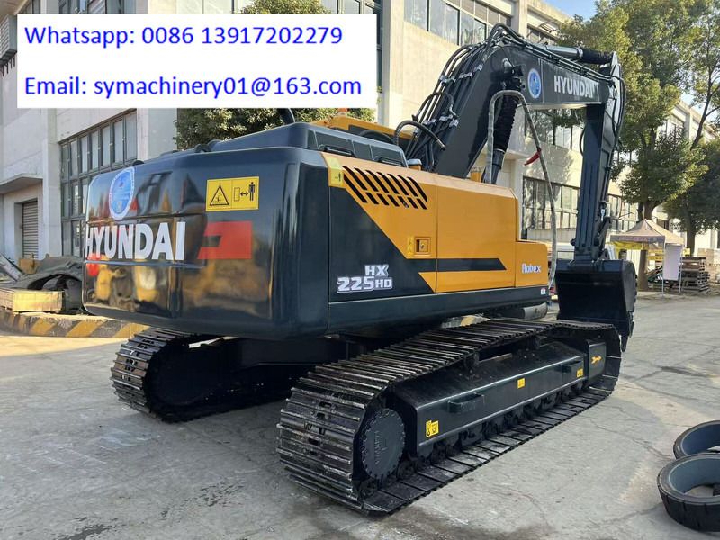 2025 Hyundai HX225HD crawler excavator rear three-quarter view 2025 Hyundai HX225HD crawler excavator rear three-quarter view