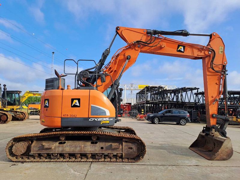 2016 Doosan DX235LCR-5 crawler excavator, side view 2016 Doosan DX235LCR-5 crawler excavator, side view