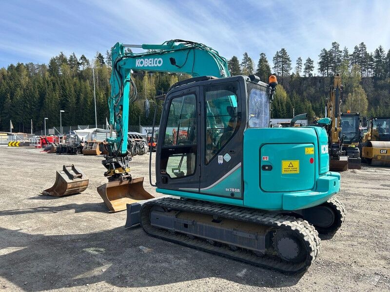 2018 Kobelco SK75SR-3E mini excavator, side view 2018 Kobelco SK75SR-3E mini excavator, side view