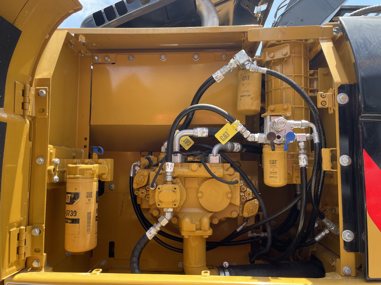 2023 Caterpillar 323D2L crawler excavator engine compartment view