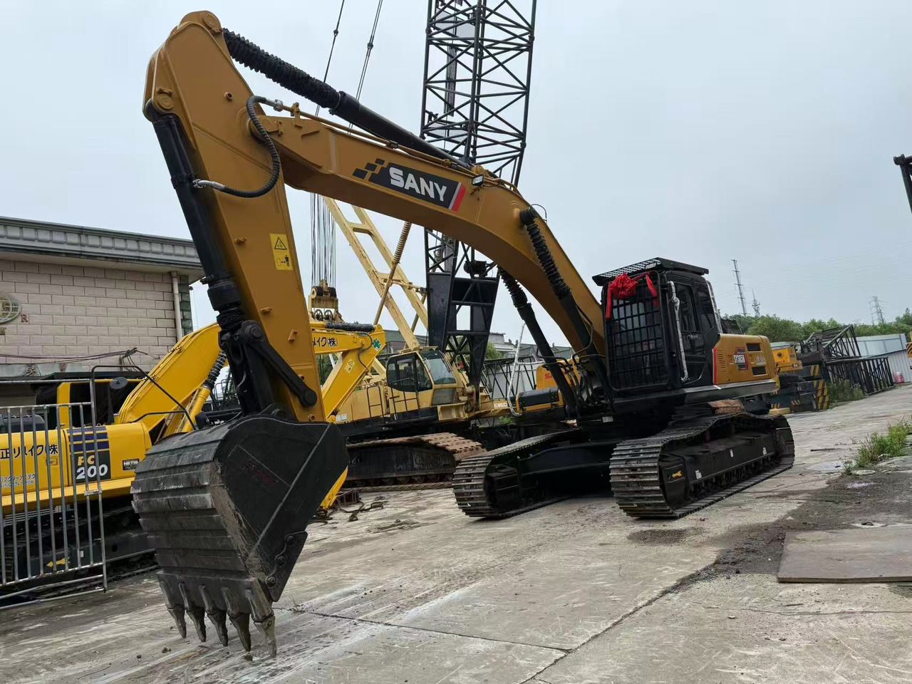 2024 Sany SY365H crawler excavator, front three-quarter view 2024 Sany SY365H crawler excavator, front three-quarter view