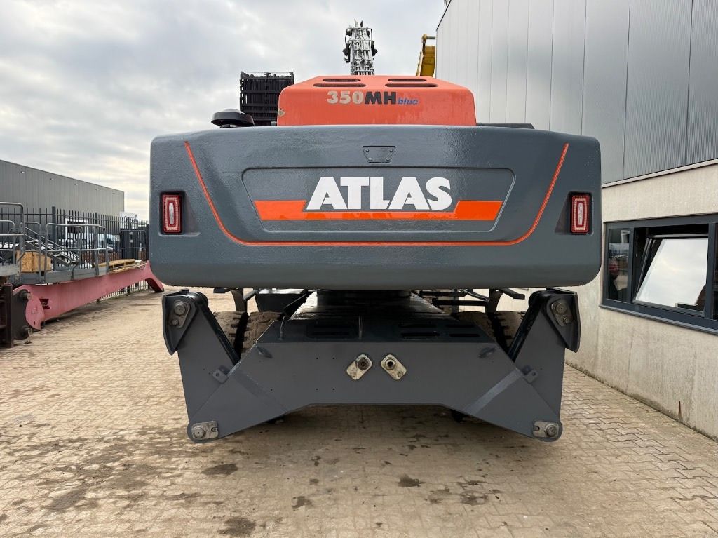 2018 Atlas 350MH material handler rear view 2018 Atlas 350MH material handler rear view