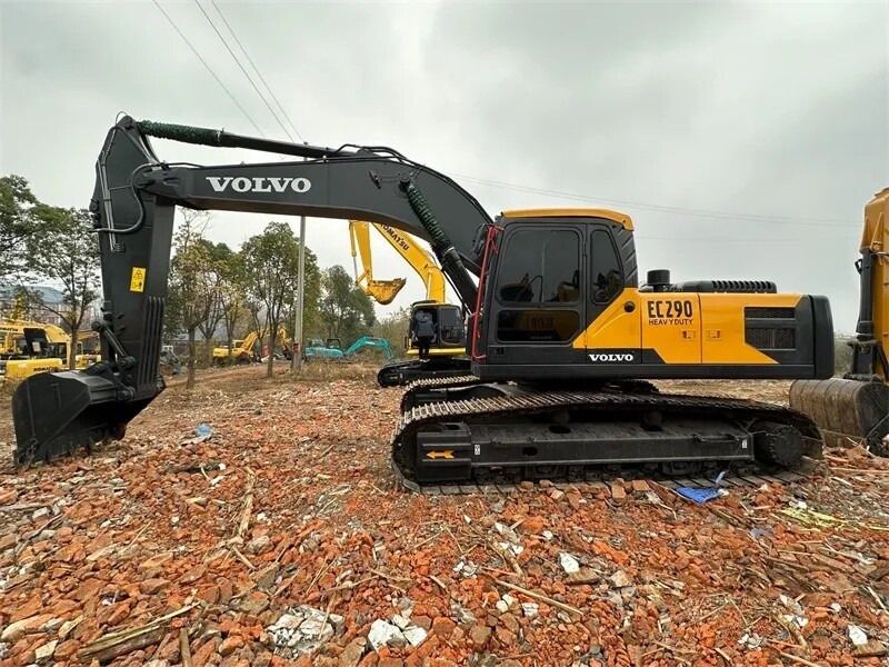 Volvo EC290 crawler excavator, side view Volvo EC290 crawler excavator, side view