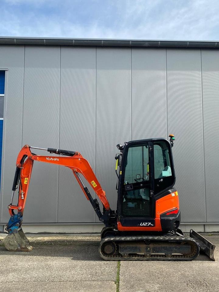 2021 Kubota U27-4 mini excavator, side view 2021 Kubota U27-4 mini excavator, side view