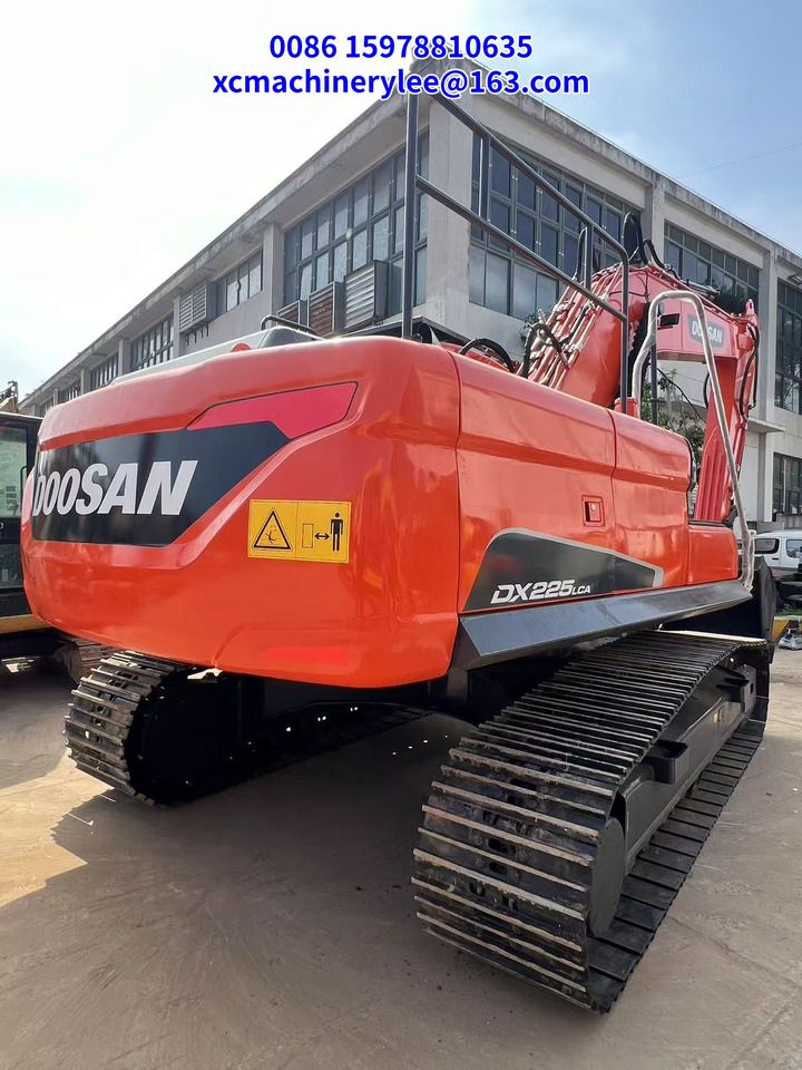 2024 Doosan DX225LCA crawler excavator rear view