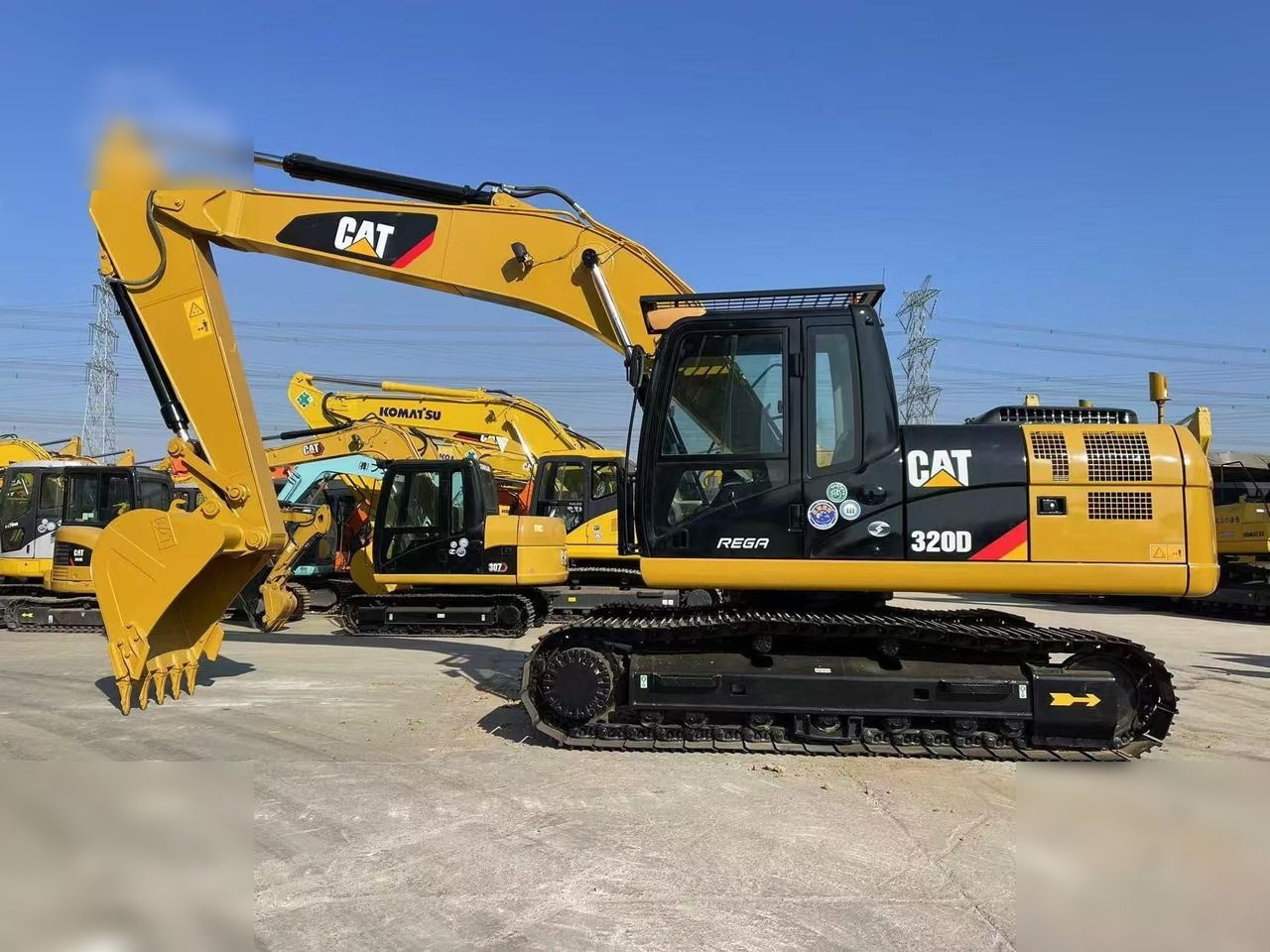 2024 Caterpillar 320D Raupenbagger, Seitenansicht