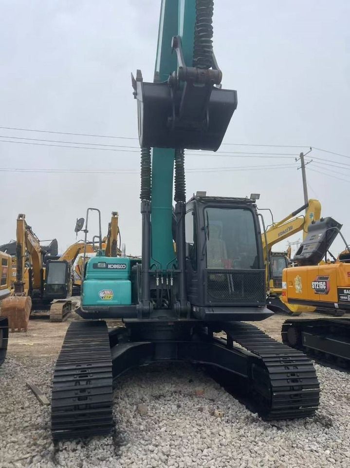 2023 Kobelco SK200 crawler excavator, front view 2023 Kobelco SK200 crawler excavator, front view