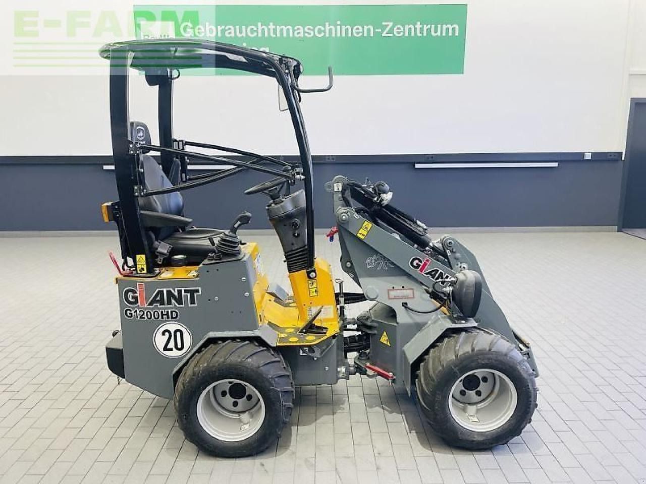 2023 Giant G1200 HD mini excavator, side view