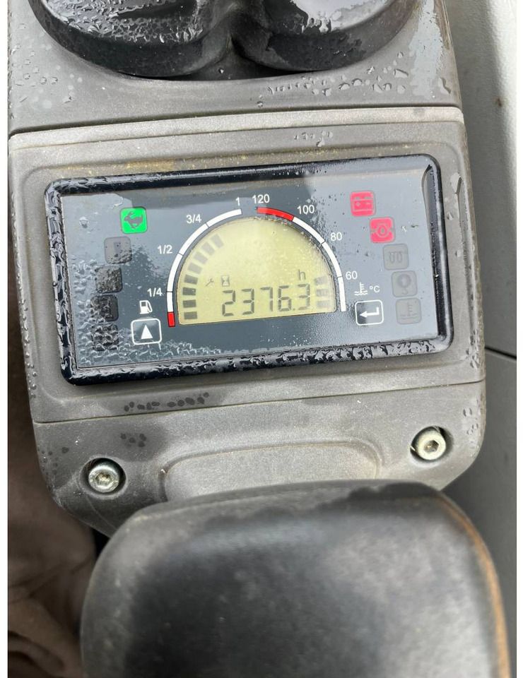 2021 Caterpillar 302.7DCR crawler excavator digital instrument cluster view 2021 Caterpillar 302.7DCR crawler excavator digital instrument cluster view