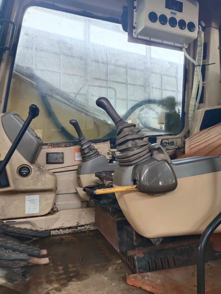 2018 Caterpillar 320BL crawler excavator interior cab view 2018 Caterpillar 320BL crawler excavator interior cab view
