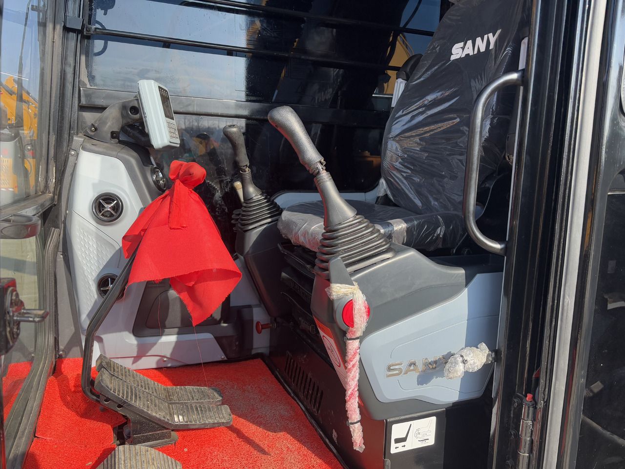 2023 Sany SAY75 mini excavator interior view 2023 Sany SAY75 mini excavator interior view