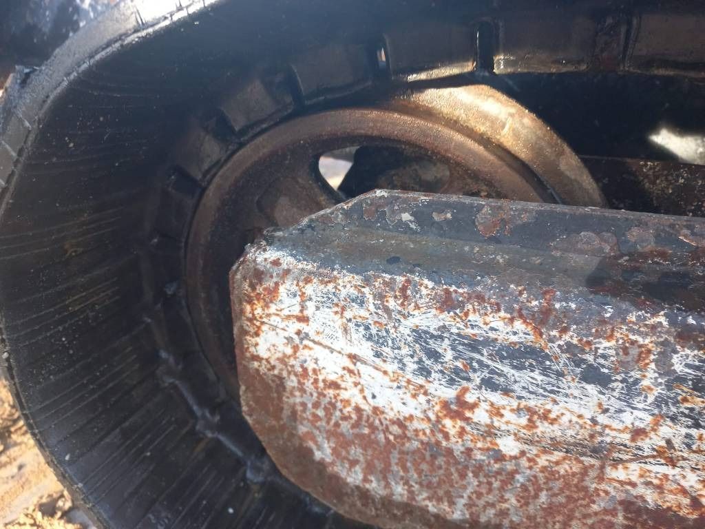 2017 Hitachi ZX17U mini excavator track undercarriage detail