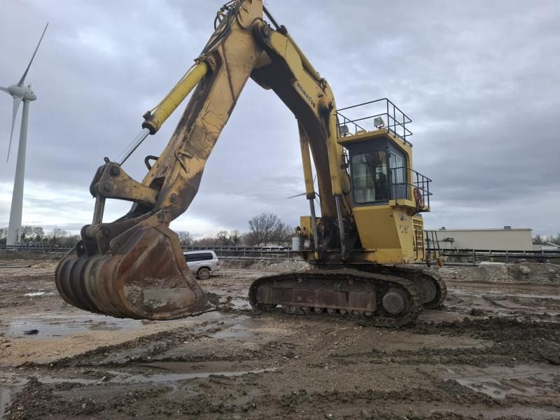 2003 Komatsu PC1400-1 crawler excavator, side profile view 2003 Komatsu PC1400-1 crawler excavator, side profile view