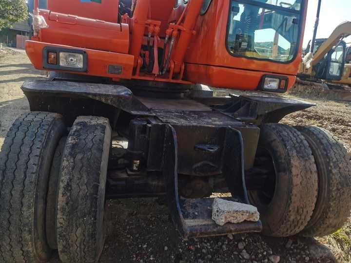 2019 Doosan DH150W-7 wheel excavator rear view 2019 Doosan DH150W-7 wheel excavator rear view