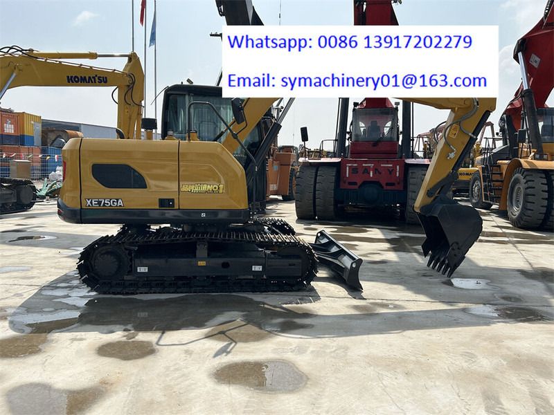 2026 XCMG XE75GA mini excavator side view