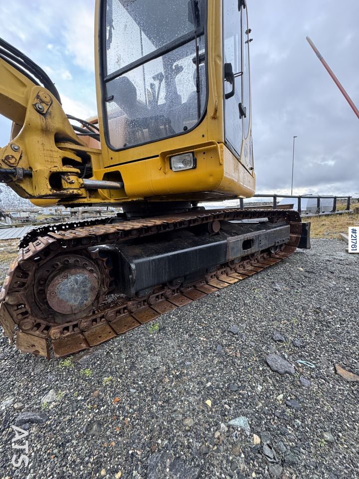 2003 Komatsu PC95R crawler excavator, lower side view 2003 Komatsu PC95R crawler excavator, lower side view