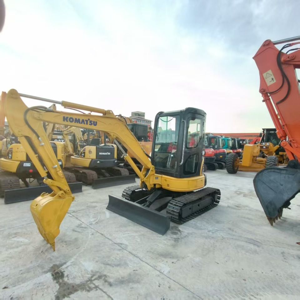 2024 Komatsu PC35MR mini excavator, front three-quarter view 2024 Komatsu PC35MR mini excavator, front three-quarter view