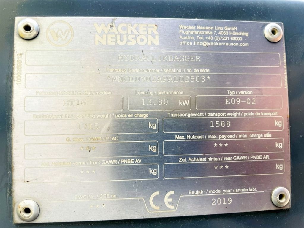 2019 Wacker Neuson ET16 mini excavator identification plate 2019 Wacker Neuson ET16 mini excavator identification plate