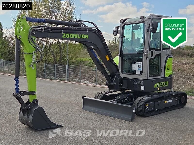 2024 Zoomlion ZE35GU mini excavator side view 2024 Zoomlion ZE35GU mini excavator side view