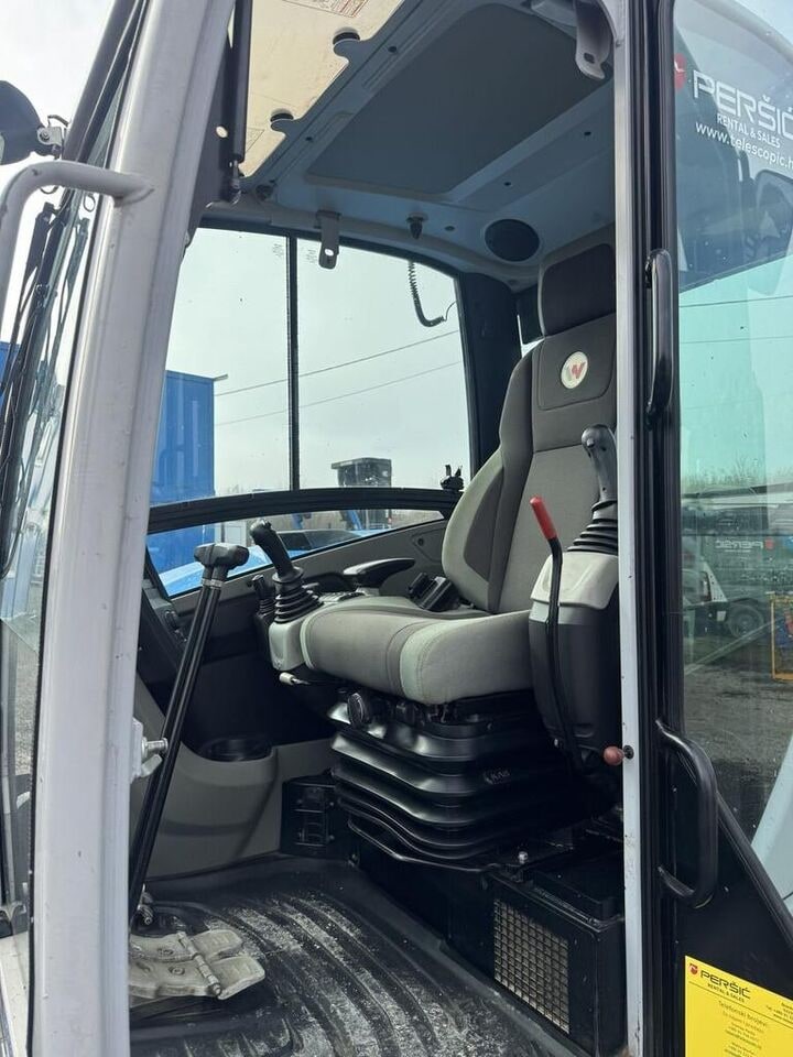 2019 Wacker Neuson EZ80 mini excavator interior view 2019 Wacker Neuson EZ80 mini excavator interior view