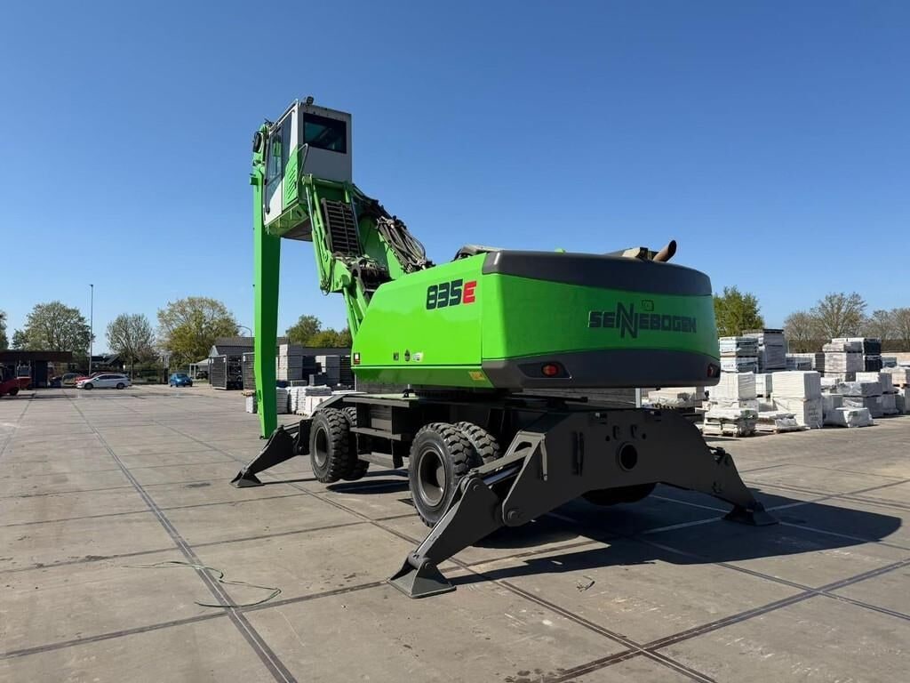 2019 Sennebogen 835E material handler, rear three-quarter view 2019 Sennebogen 835E material handler, rear three-quarter view