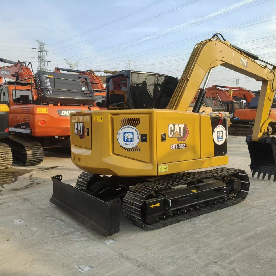 2022 Caterpillar 307.5E2 mini excavator rear three-quarter view