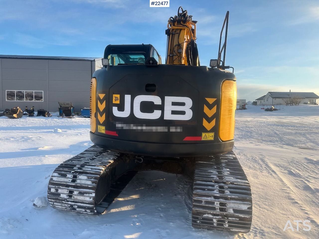 2016 JCB JZ140LC crawler excavator, rear view 2016 JCB JZ140LC crawler excavator, rear view