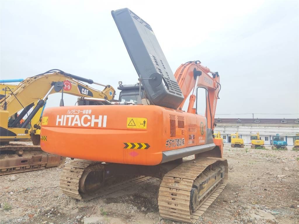 2023 Hitachi ZX350H-3G crawler excavator rear view 2023 Hitachi ZX350H-3G crawler excavator rear view