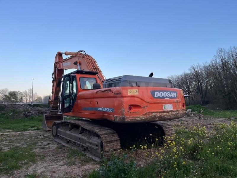 2009 Doosan DX420LC crawler excavator, rear three-quarter view