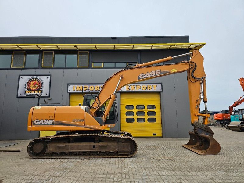 2011 CASE CX210B crawler excavator side view 2011 CASE CX210B crawler excavator side view